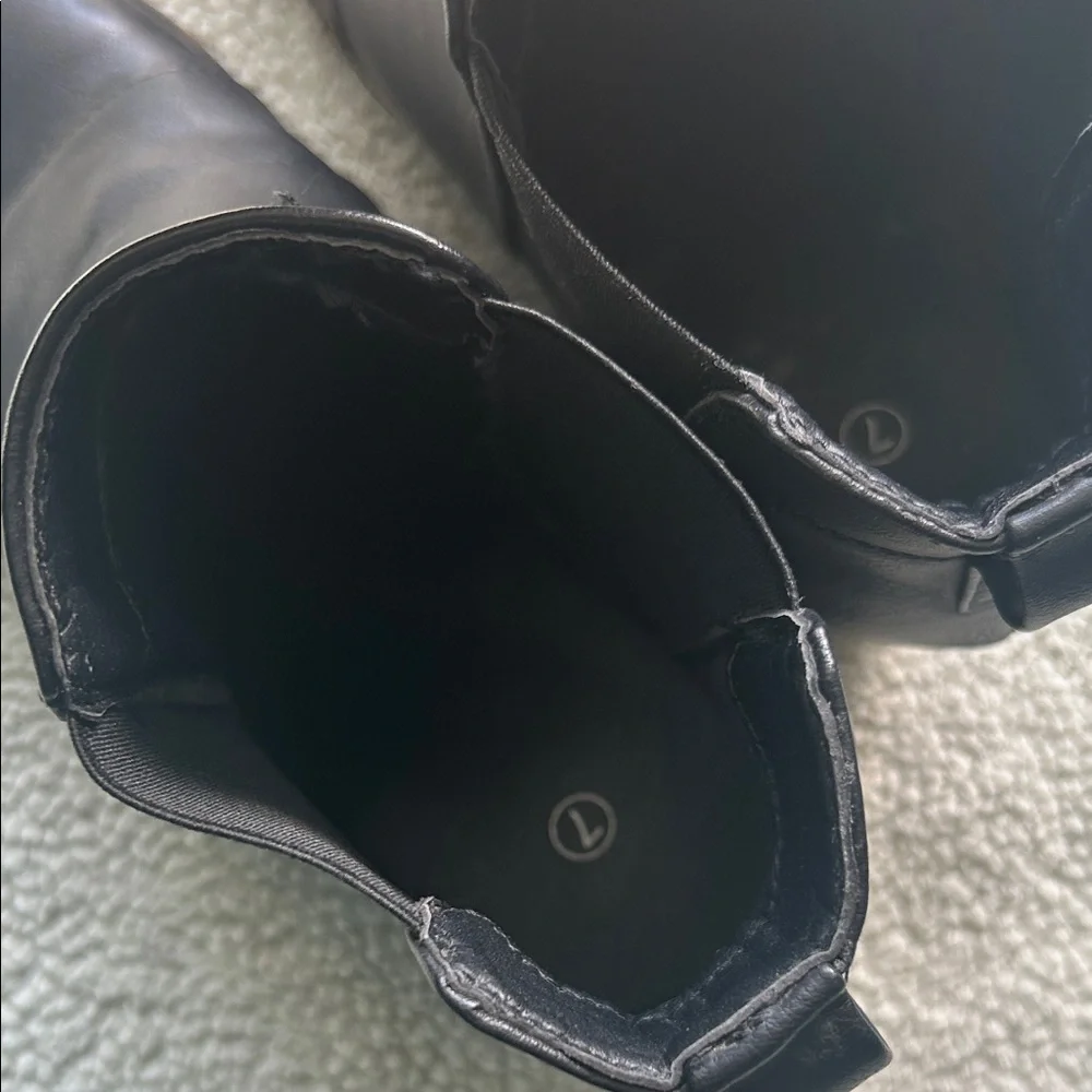 Black Wedge Ankle Boots sz:7